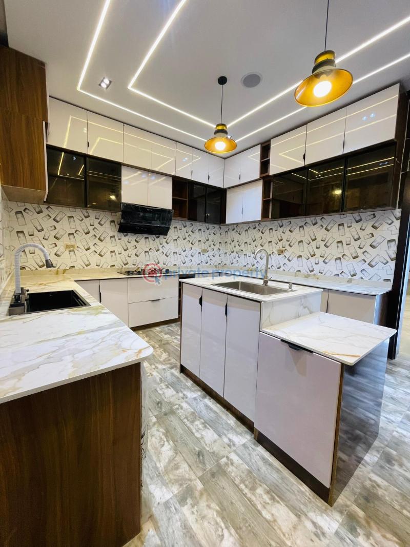 5 bedroom Detached Duplex For Sale Osapa Lekki Lagos - 5