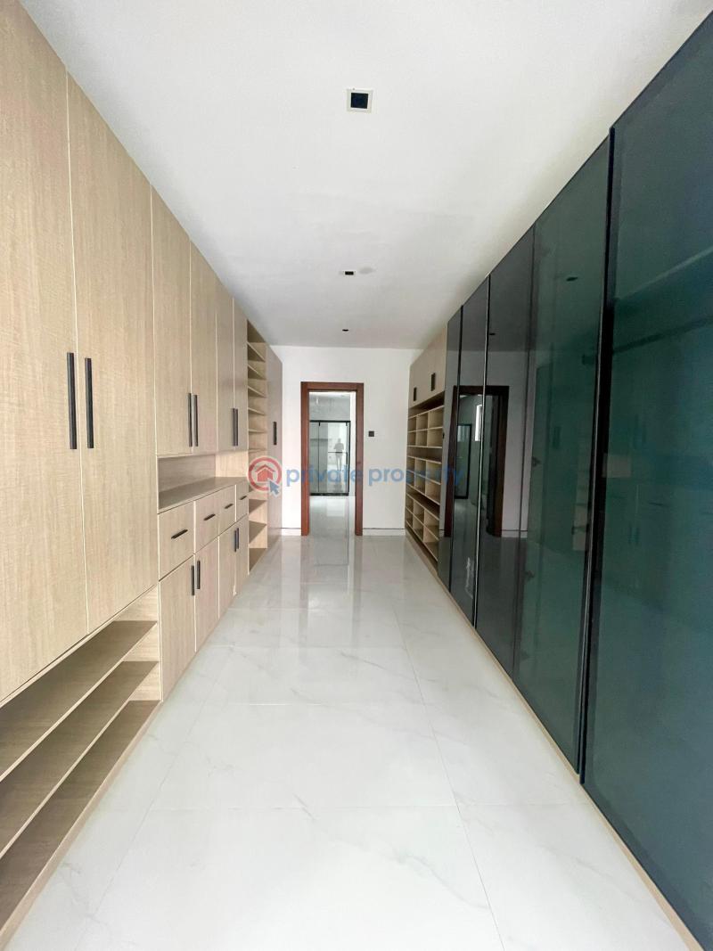5 bedroom Detached Duplex For Sale Lekki Phase 1 Lagos - 12