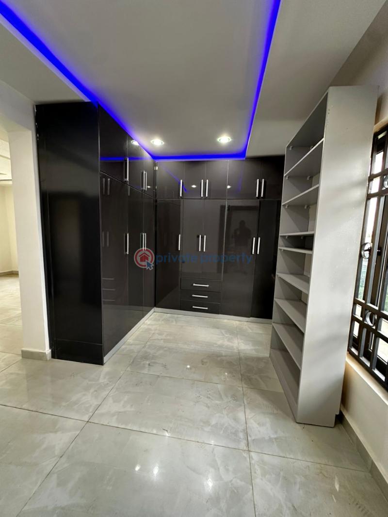 6 bedroom Detached Duplex For Sale Guzape Abuja Phase 1  - 1