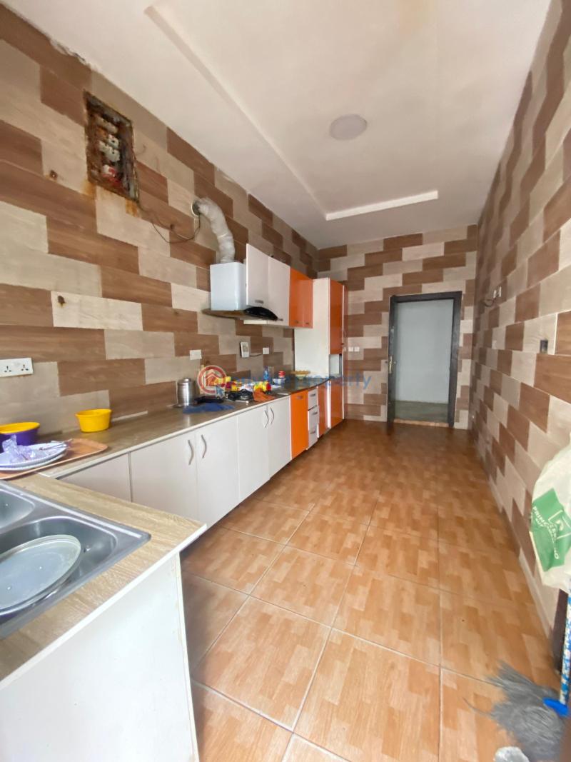Beautiful master bedroom - 9 1 bedroom Shared Apartment For Rent Nice And Specious Estate Chevron Drive Lekki Lagos - 9