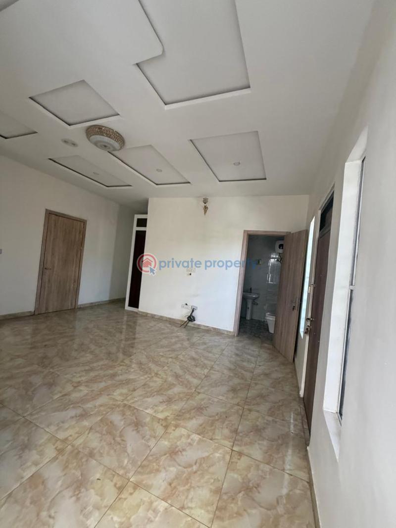 Beautiful master’s bedroom - 4 1 bedroom Shared Apartment For Rent Nice Neighborhood Agungi Lekki Lagos - 4