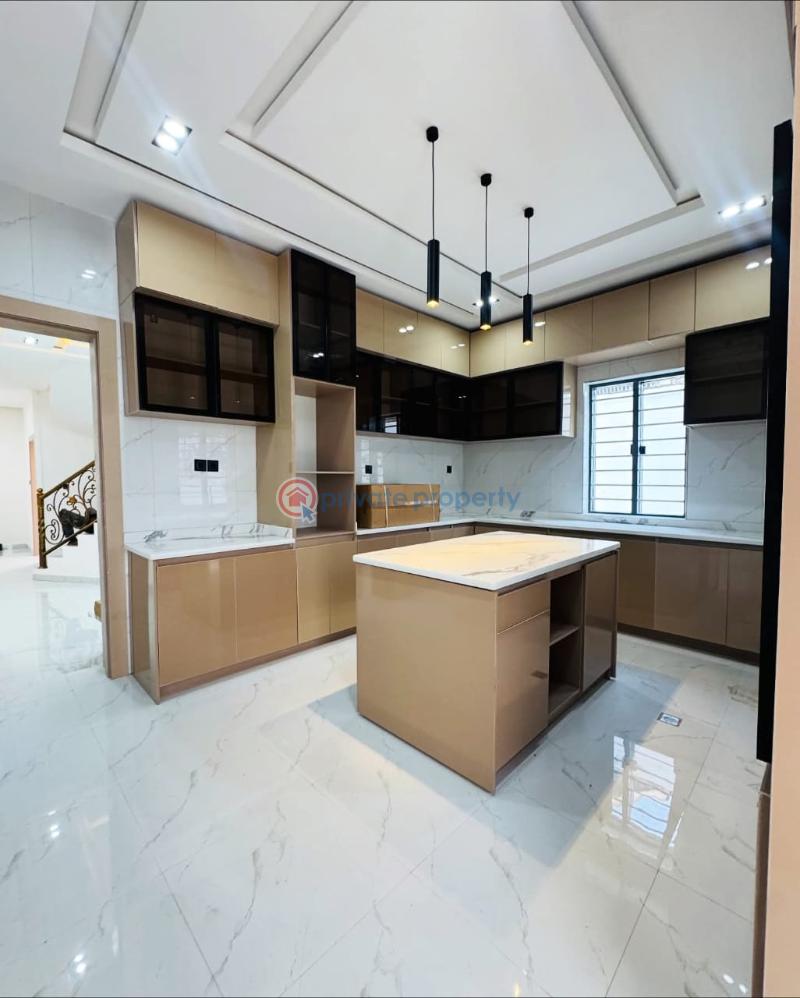 5 bedroom Detached Duplex For Sale Omole Phase 1 Ikeja Lagos - 4