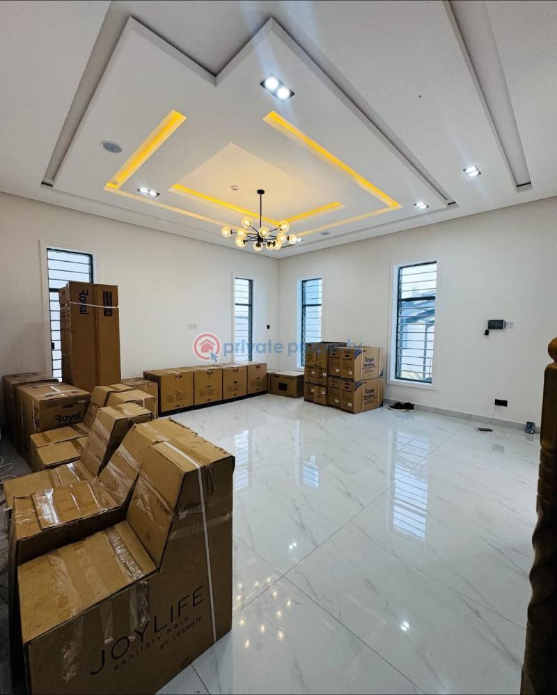 5 bedroom Detached Duplex For Sale Omole Phase 1 Ikeja Lagos - 2