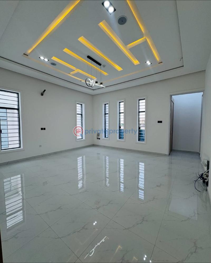 5 bedroom Detached Duplex For Sale Omole Phase 1 Ikeja Lagos - 3