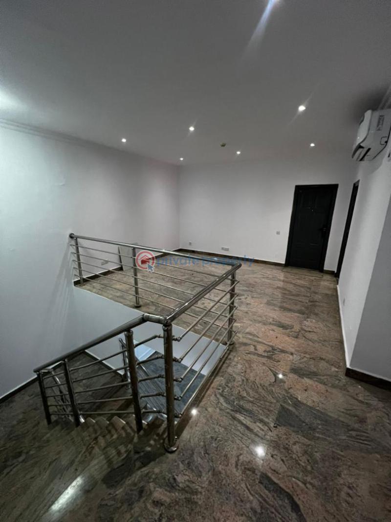 4 bedroom Terrace For Rent Secured Estate Ikoyi Lagos - 5