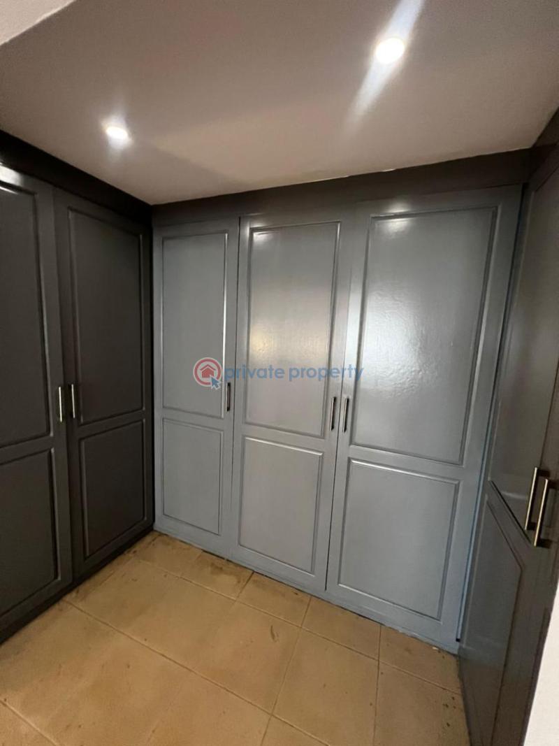 4 bedroom Terrace For Rent Secured Estate Ikoyi Lagos - 11