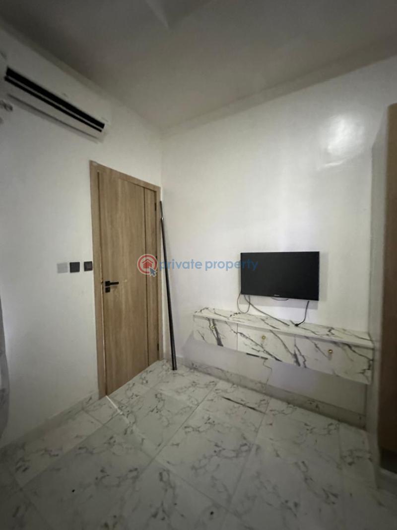 Beautiful semi  bedroom - 4 1 bedroom Shared Apartment For Rent Nice Estate In Orchid Along Lekki Expressway Lagos - 4