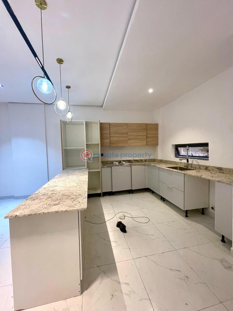 3 bedroom Penthouse For Sale Lekki Phase 1 Lagos - 2