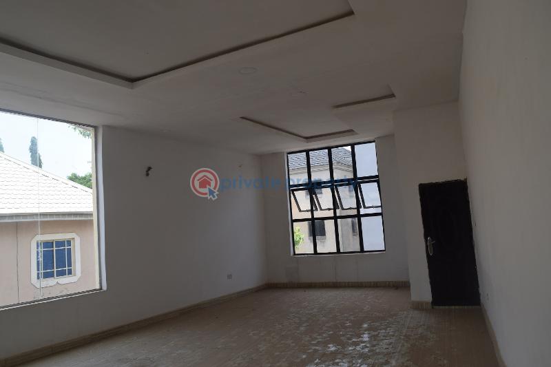 Shop For Rent Gwarinpa Gwarimpa Abuja Phase 3  - 3