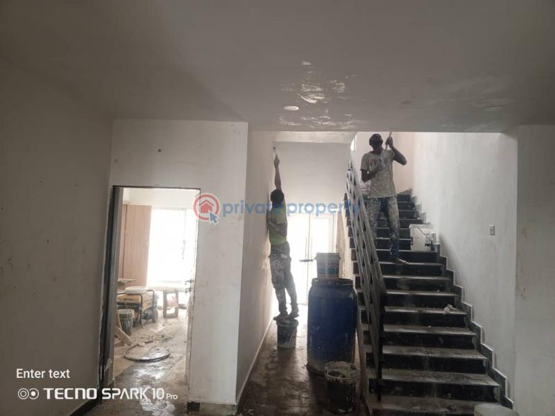1 bedroom Block Of Flats For Sale Durumi Abuja Phase 2  - 3