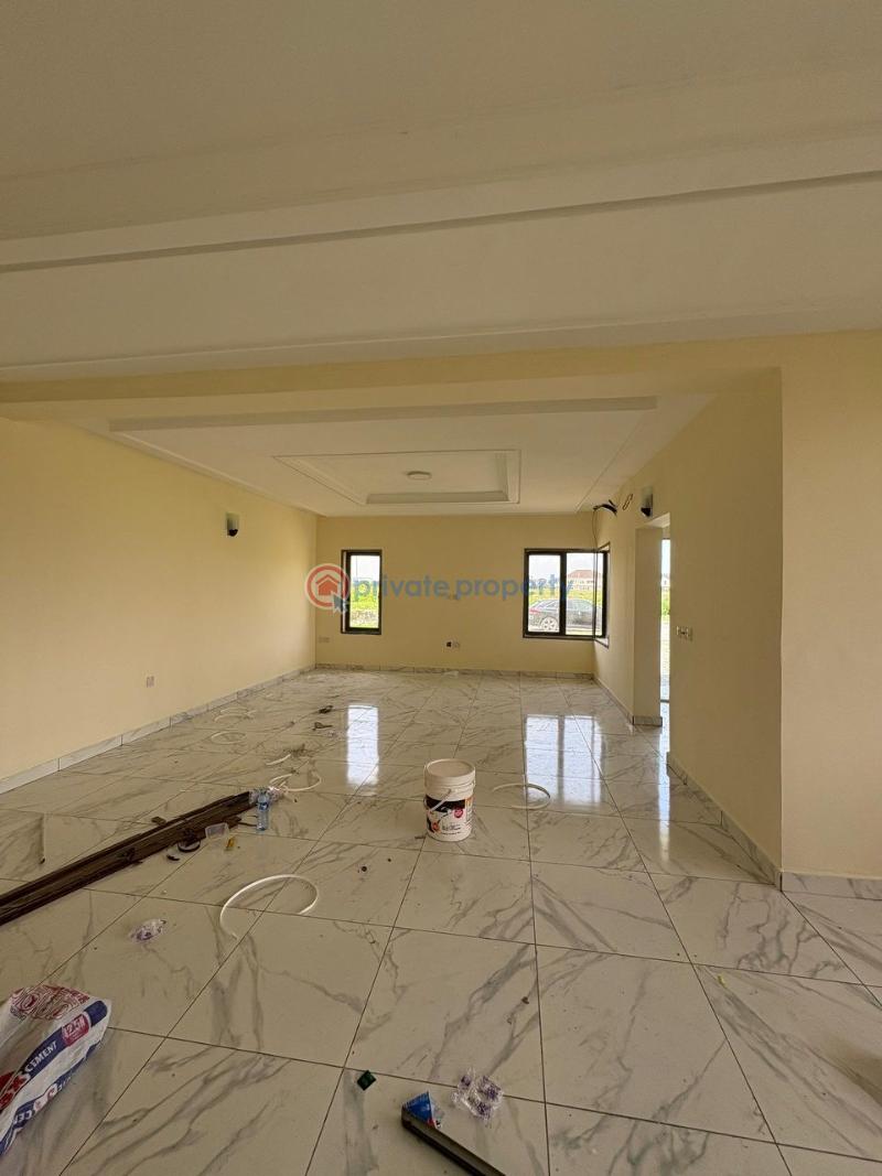 Beautiful studio/master’s bedroom - 3 1 bedroom Shared Apartment For Rent Nice Estate In Vgc Along Lekki Expressway Lagos - 3