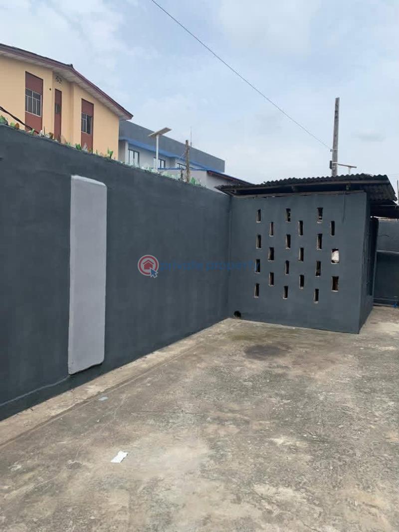 10 bedroom House For Sale Off Mojisola Bank Anthony Way Ikeja Lagos - 2
