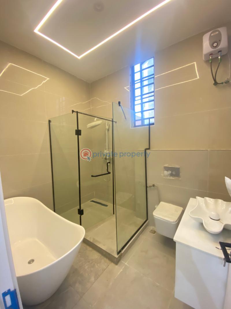 5 bedroom Detached Duplex For Sale Ikota , Lekki Lagos State Ikota Lekki Lagos - 11