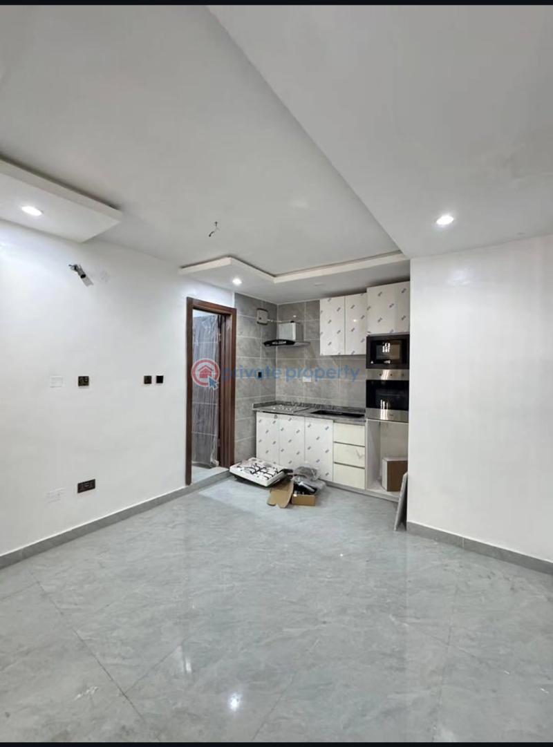 2 bedroom Block Of Flats For Sale Surulere Lagos - 3