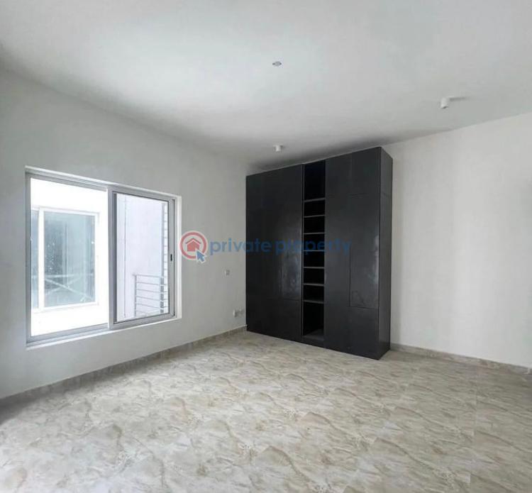 Beautifully built 2/3bedrooms built apartments - 3 3 bedroom Block Of Flats For Sale Ikate Elegushi Lekki Lagos - 3