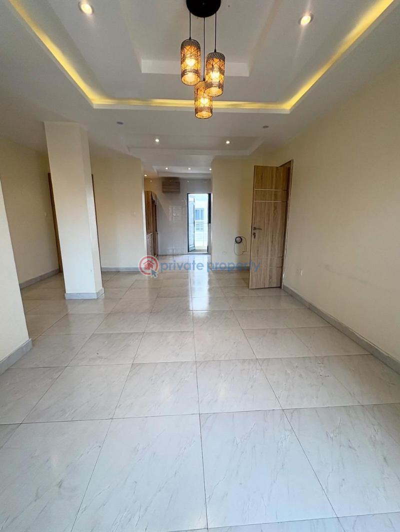 Beautifully built 2bedroom apartment with swimmingpool and gym - 1 2 bedroom Block Of Flats For Rent Ikate Elegushi Lekki Lagos - 1