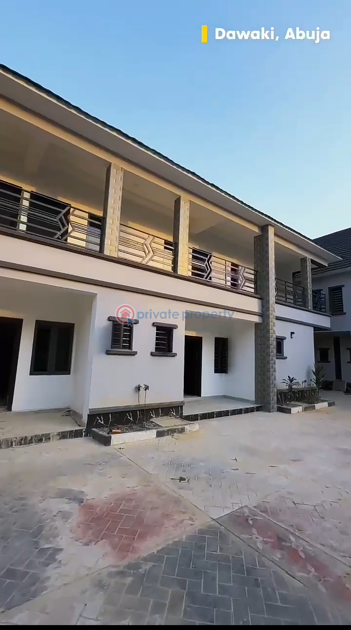 3 bedroom Duplex For Rent Dawaki Tarred Road Close To Galadima. Opposite Gwarinpa Abuja Dawaki Abuja Phase 3  - 4