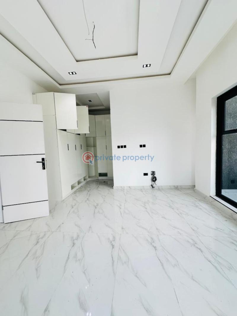 4 bedroom Terraced Duplex For Sale Ikota Lekki Lagos - 13