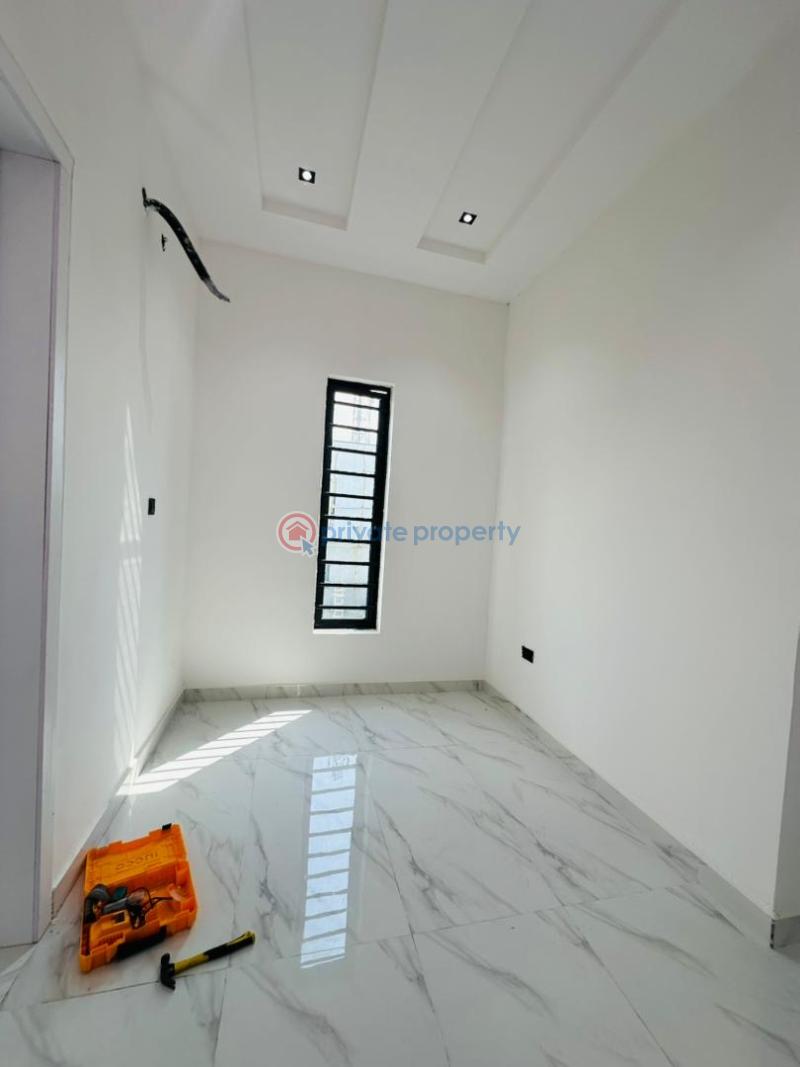 4 bedroom Terraced Duplex For Sale Ikota Lekki Lagos - 17