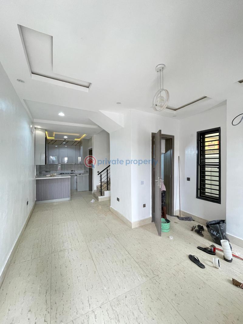 4 bedroom Detached Duplex For Sale Surulere Lagos - 1