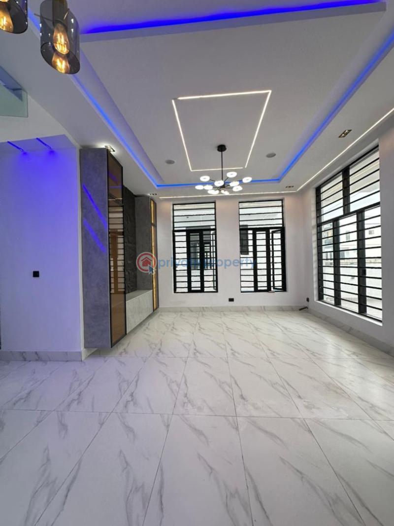 Beautifully built 4bedroom detached duplex with bq and swimmingpool - 1 4 bedroom Detached Duplex For Sale Ajah Lagos - 1