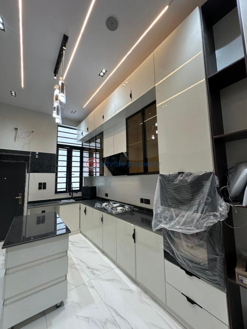 Beautifully built 4bedroom detached duplex with bq and swimmingpool - 3 4 bedroom Detached Duplex For Sale Ajah Lagos - 3