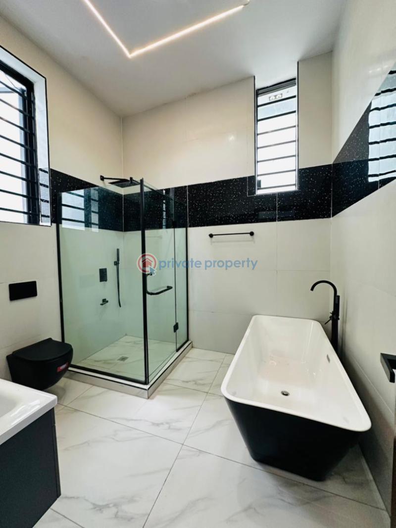 Beautifully built 4bedroom detached duplex with bq and swimmingpool - 8 4 bedroom Detached Duplex For Sale Ajah Lagos - 8