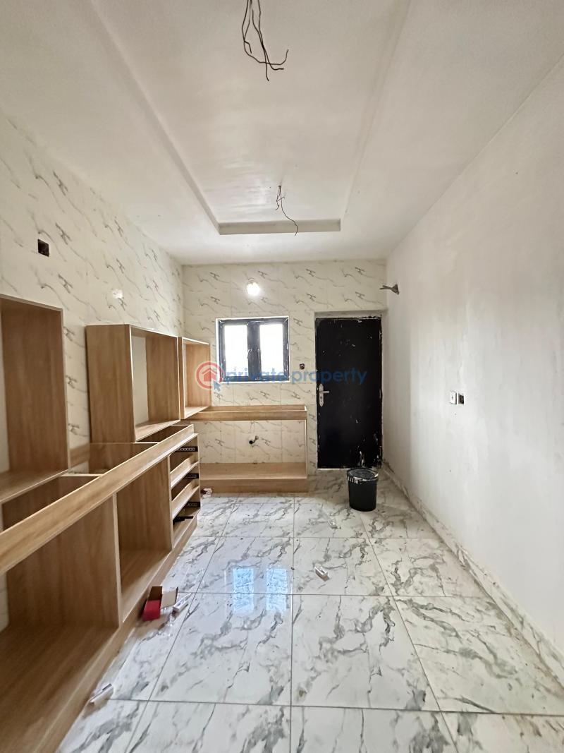 4 bedroom Terraced Duplex For Rent Lekki Phase 1 Lagos - 4