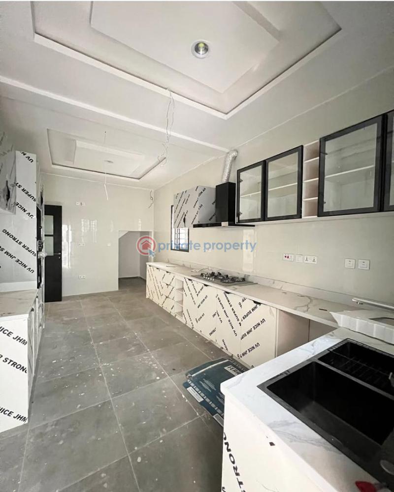 5 bedroom Detached Duplex For Sale Lekki Phase 1 Lagos - 3