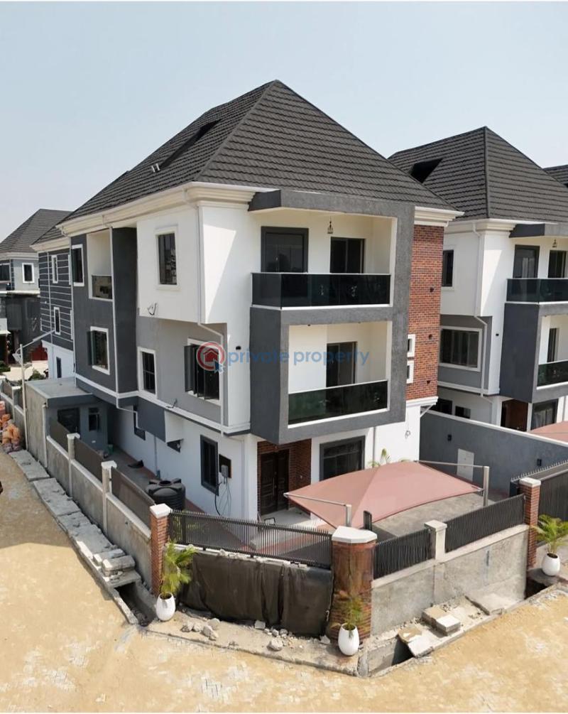 5 bedroom Detached Duplex For Sale Lekki Phase 1 Lagos - 2