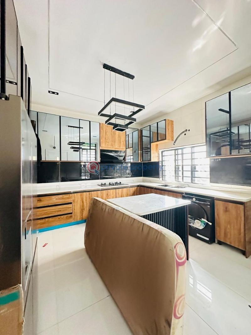 5 bedroom Detached Duplex For Sale Ikota Lekki Lagos - 5