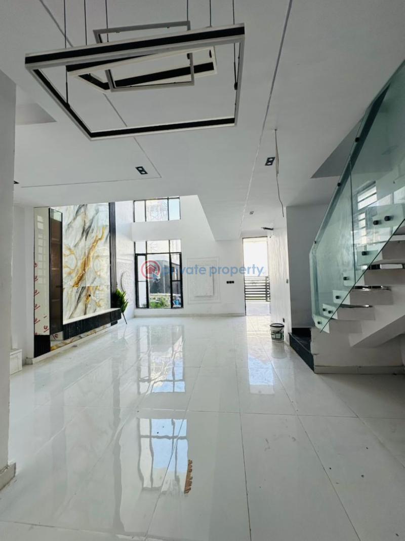 5 bedroom Detached Duplex For Sale Ikota Lekki Lagos - 3