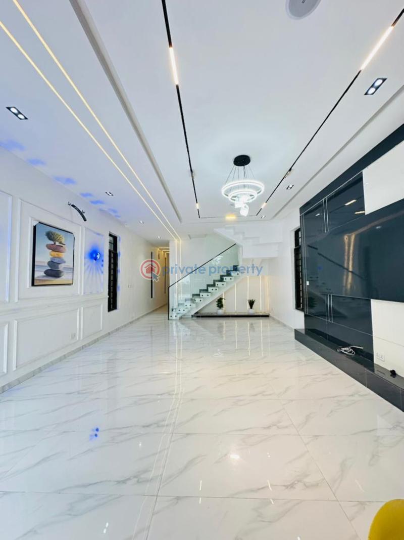 5 bedroom Detached Duplex For Sale Chevron Drive Lekki Lagos - 1