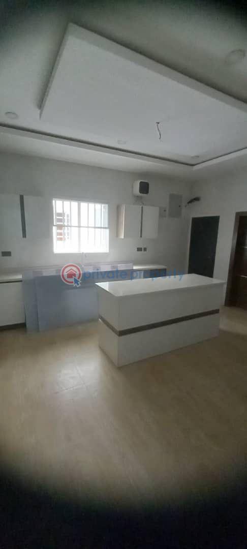 5 bedroom Detached Duplex For Sale Chevron Drive Lekki Lagos - 2