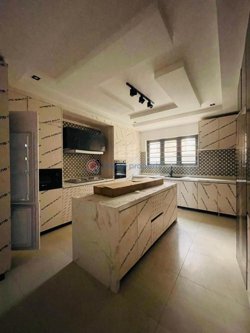 5 bedroom Detached Duplex For Sale Magodo GRA Phase 2 Kosofe/Ikosi Lagos - 3