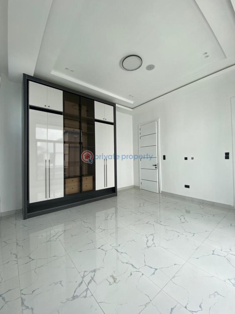 5 bedroom Detached Duplex For Sale Ikota Lekki Lagos - 3