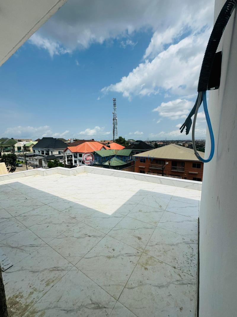 Beautifully built 5 bedroom fully detached duplex with a room bq and rooftop terrace - 14 5 bedroom Detached Duplex For Sale Magodo GRA Phase 1 Ojodu Lagos - 14