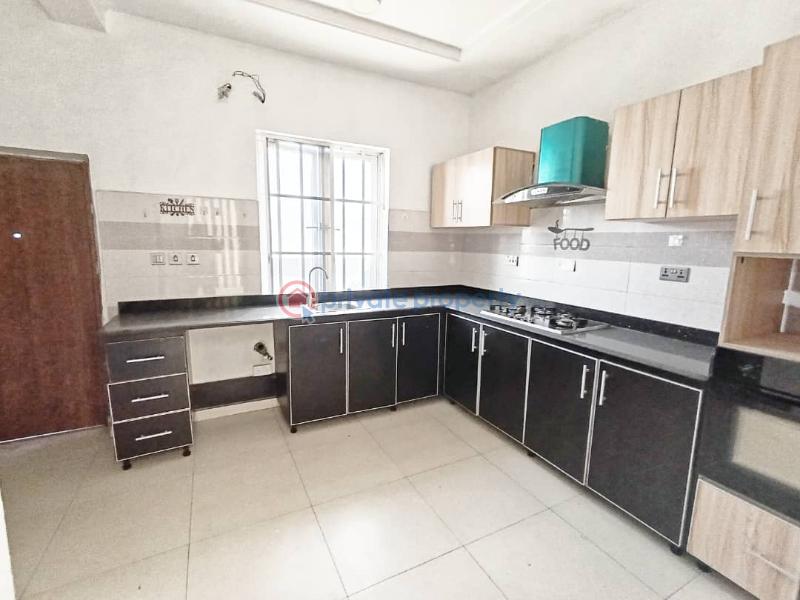 Beautifully built 5-bedroom terrace duplex with a-room bq - 20 5 bedroom Terraced Duplex For Sale Ikate Elegushi Lekki Lagos - 20