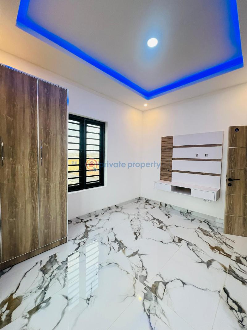 6 bedroom Detached Duplex For Sale Ikeja Computer Village, Ikeja International Airport, Magodo, Alausa Shoprite Ojodu Lagos - 4