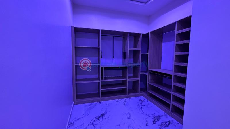 Beautifully built five bedroom detached house with penthouse and maid's room in royal gardens estate, lekki - 19 5 bedroom Detached Duplex For Sale Royal Gardens Estate, Ajah Lekki Lekki Expressway Lagos - 19