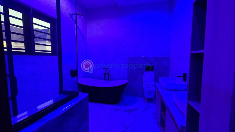 Beautifully built five bedroom detached house with penthouse and maid's room in royal gardens estate, lekki - 14 5 bedroom Detached Duplex For Sale Royal Gardens Estate, Ajah Lekki Lekki Expressway Lagos - 14