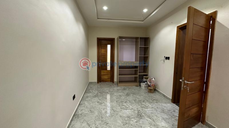 Beautifully built five bedroom detached house with penthouse and maid's room in royal gardens estate, lekki - 23 5 bedroom Detached Duplex For Sale Royal Gardens Estate, Ajah Lekki Lekki Expressway Lagos - 23