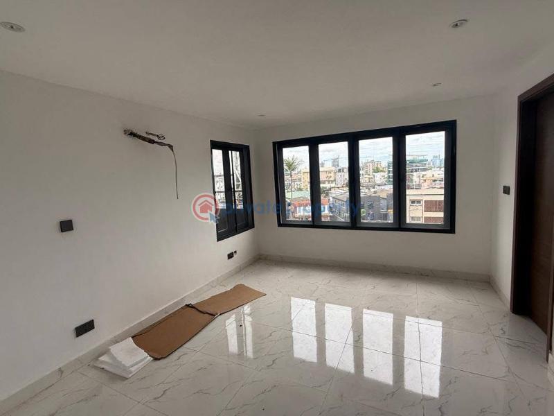 Beautifully built residential house in a serene location - 6 3 bedroom Penthouse For Sale Off Awolowo Ikoyi Lagos - 6