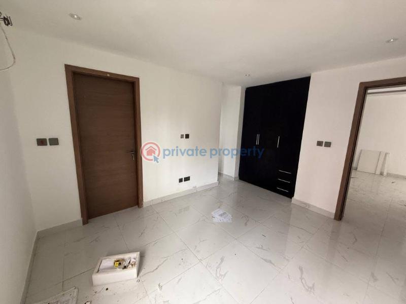 Beautifully built residential house in a serene location - 4 3 bedroom Penthouse For Sale Off Awolowo Ikoyi Lagos - 4