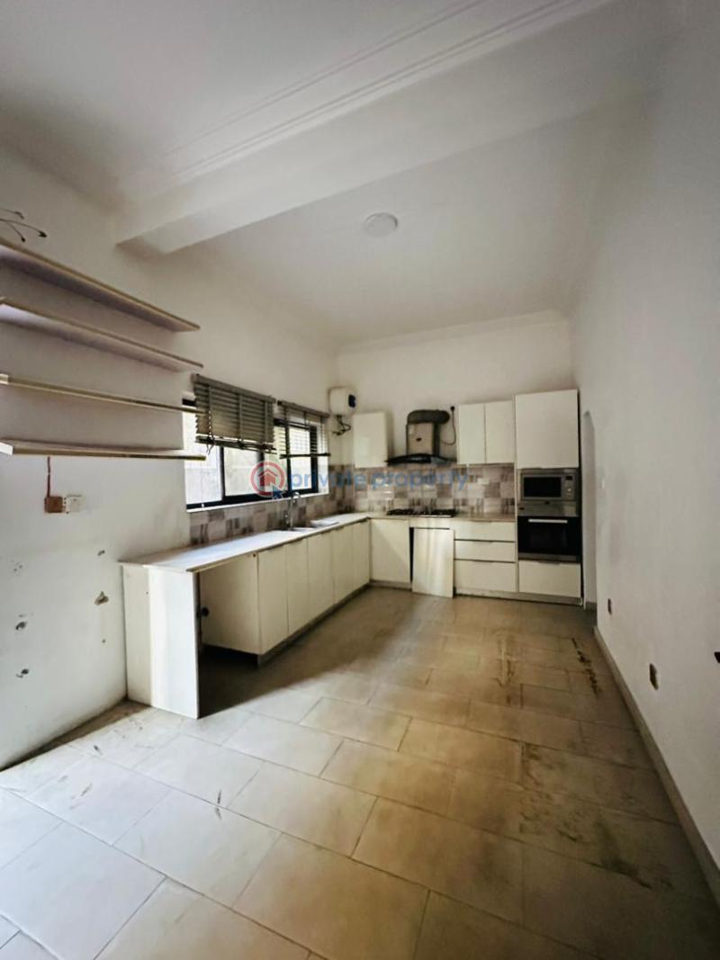 4 bedroom Terraced Duplex For Rent Osapa Lekki Lagos - 4