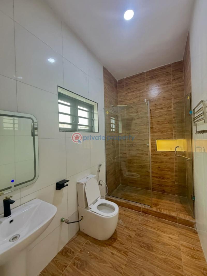 5 bedroom Detached Duplex For Sale Omole Phase 1 Ojodu Lagos - 2