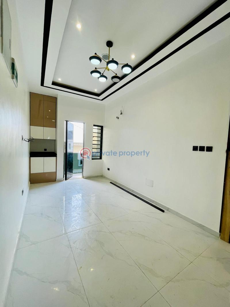 5 bedroom Detached Duplex For Sale Chevron Drive Lekki Lagos - 2