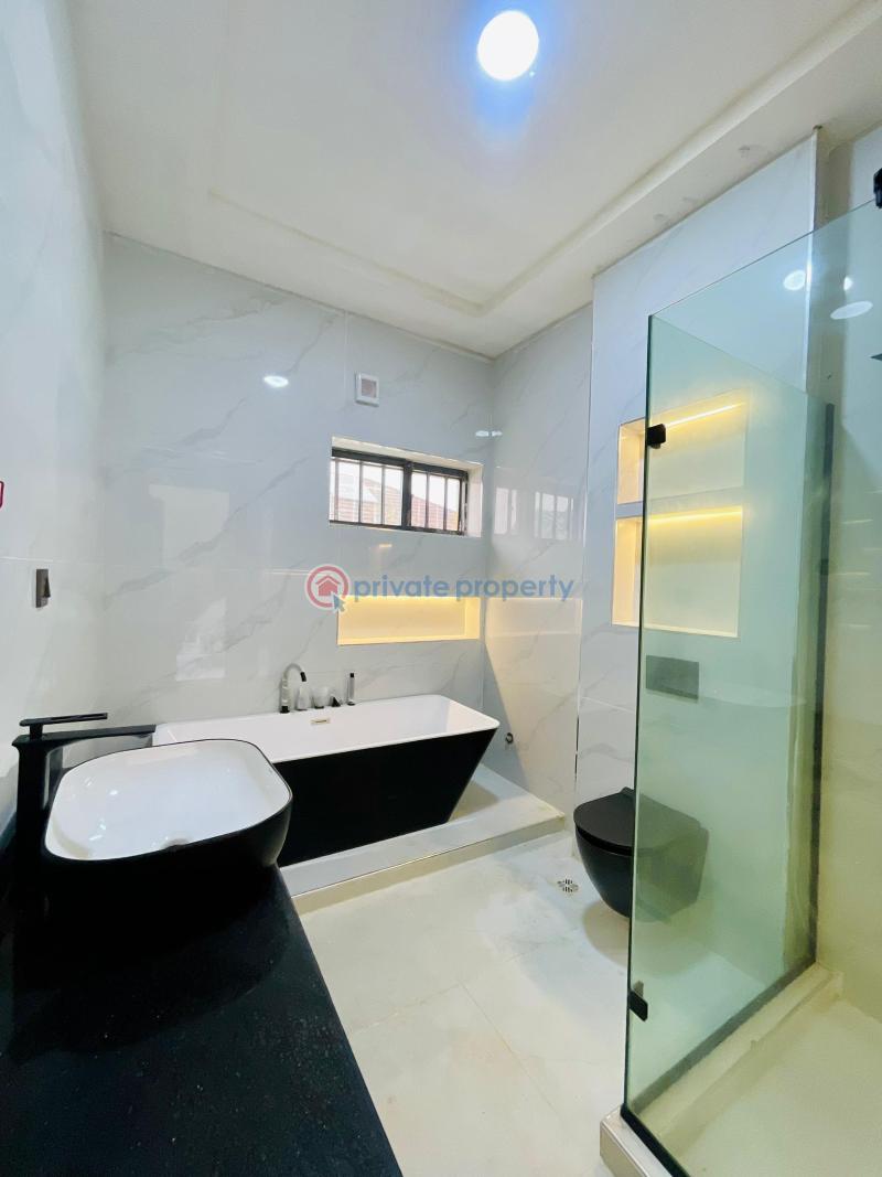 5 bedroom Detached Duplex For Sale Chevron Drive Lekki Lagos - 6