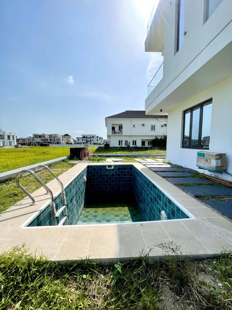 5 bedroom Detached Duplex For Sale Ikate Elegushi Lekki Lagos - 3