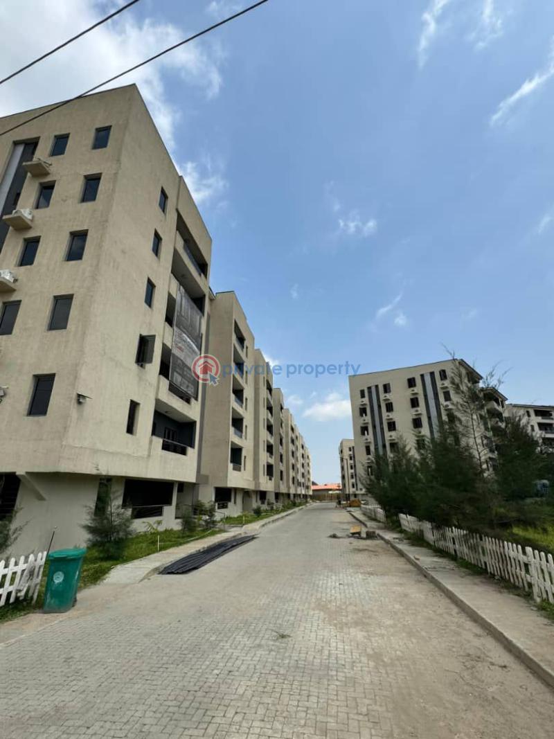 3 bedroom Block Of Flats For Sale Surulere Lagos - 5